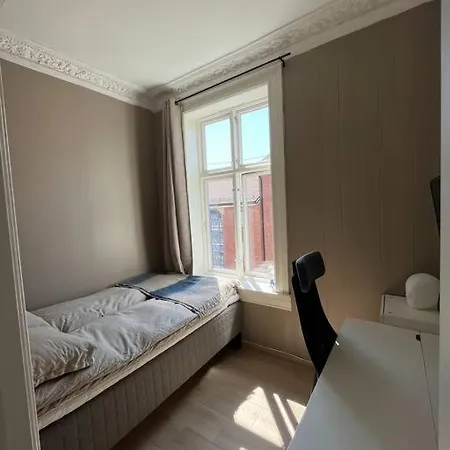 Apartment Oasis *